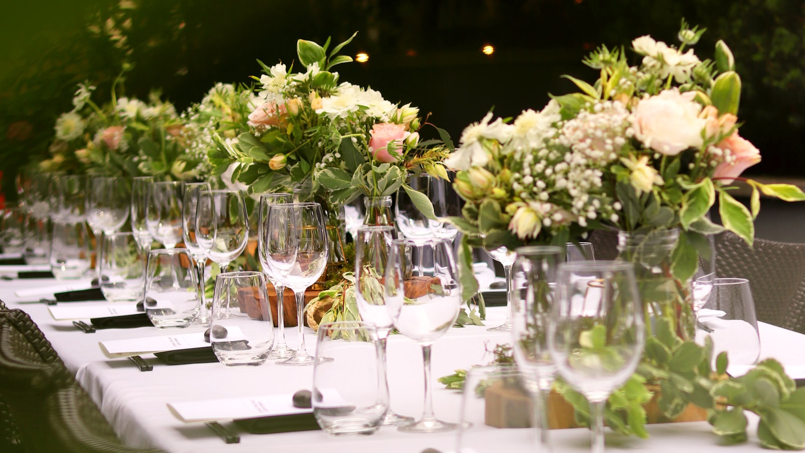Pormenor de decoração de mesa de casamento